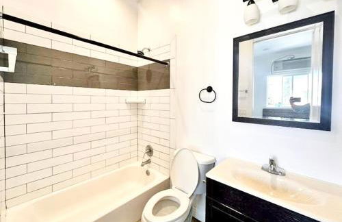 Lovely 3-bedroom house with AC in vibrant Los Angeles Near USC - Foto 2