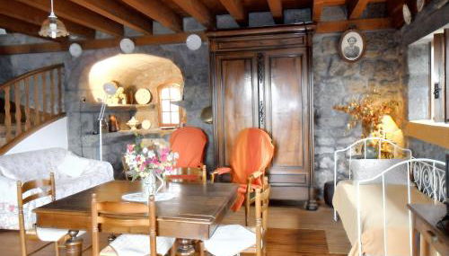 Maison de charme dans le Parc des Volcans d'Auvergne avec terrasse - Foto 4