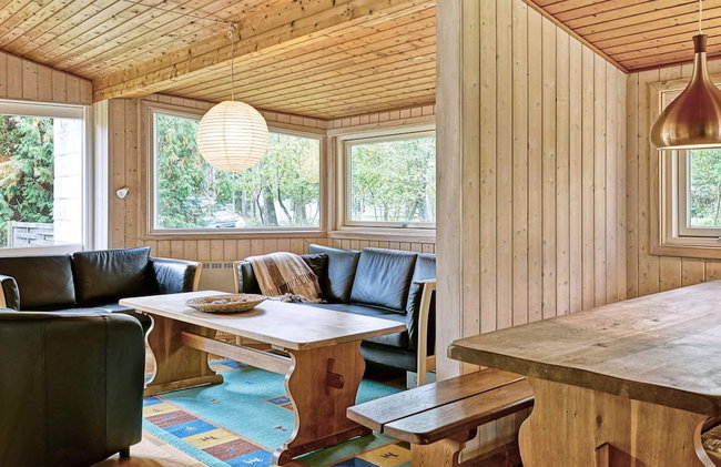Cozy Holiday Home in Aakirkeby Bornholm near Sea - Foto 8