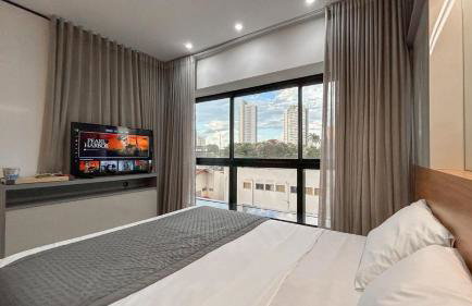Estúdio Luxuoso no Vertigo com Smart TV na Cama - Foto 19