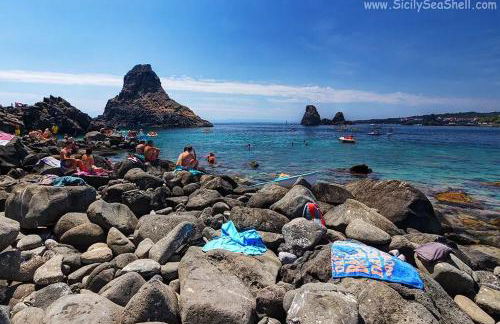 Scalinata del Nespolo Acitrezza - Foto 40