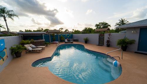 Chardonnay- Luxe home with pool ,spa and close to equestrian - Foto 5, sunbed