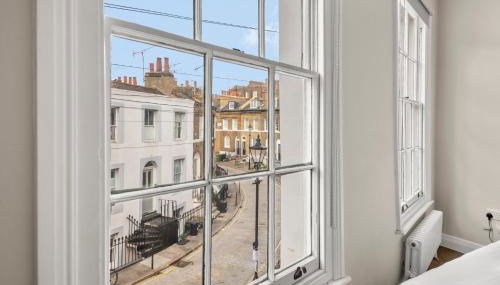 Central Kings Cross modern house with free parking - Foto 4