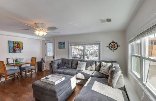 Canal-Front Backyard Oasis! Jersey Shore Retreat - Foto 1