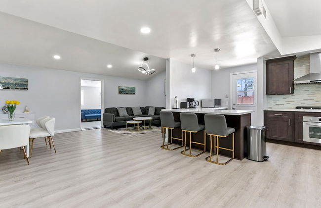 Beautiful 4BR Home Nr Disneyland - Foto 13