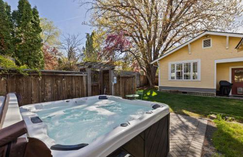 Downtown Craftsman with Hot Tub - Foto 19