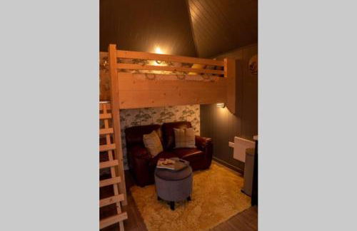 The Treehouse - Sleeps 4 - Foto 19