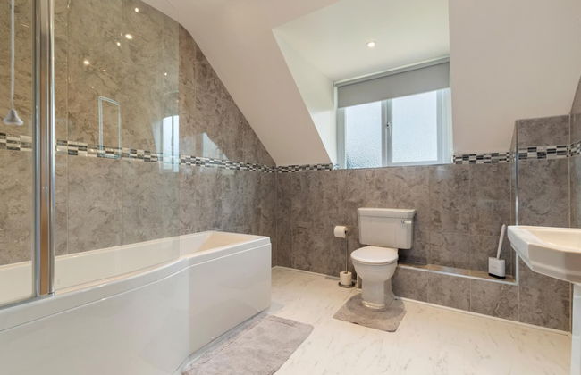 Maynor - Large Luxury House Log Burner Central Location - Photo 22