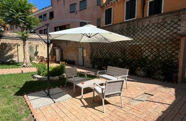 Il giardino di Anna- appartamenti con giardino privato - Photo 1