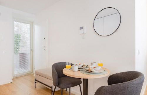 Studio Central 111 Collection - Photo 31