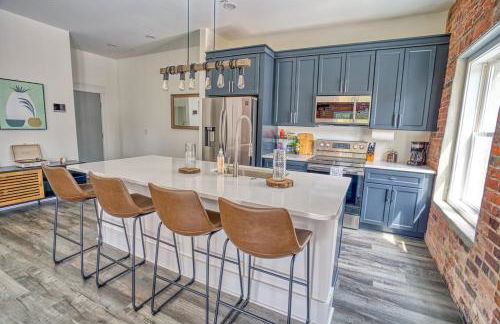 Chic Historic Loft in Downtown ILM - Foto 9