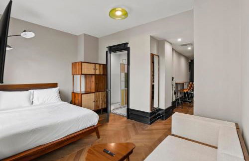 Freeman 601 by Rove Studio with Shared Amenities - Foto 9