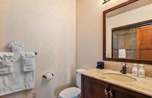 Pinnacle Pointe by Relaxtay 600 Acre Private Luxury Estate with Spa, Pool, Theater and Lake - Foto 58