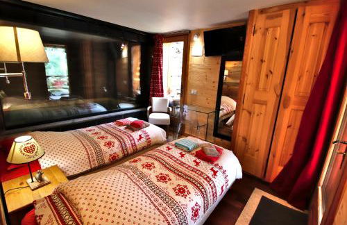 Prestigious 18 Person Chalet with Pool and Jacuzzi - Foto 24