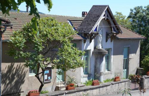 Gîte Montagne Bourbonnaise 12-14 pers, animaux autorisés - Photo 1