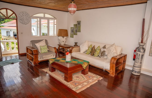 Beau Soleil Stunning Sea View - Photo 8