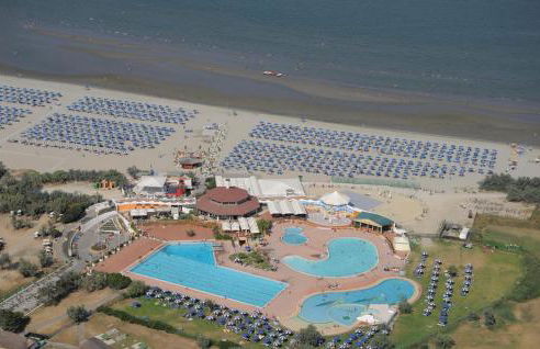 3 Bedroom Nice Home In Albarella Ro - Foto 52