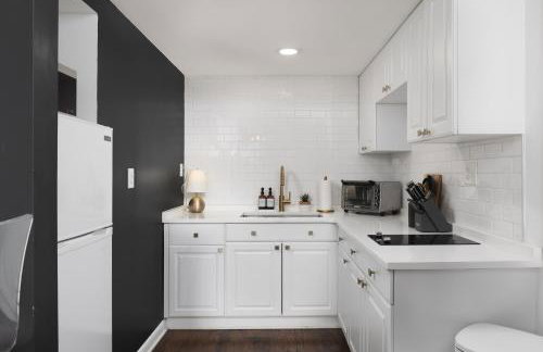 Home to the Stars on Music Row with Pool and Free Parking - Foto 15