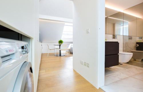 Soho Penthouse by Concept Apartments - Photo 21