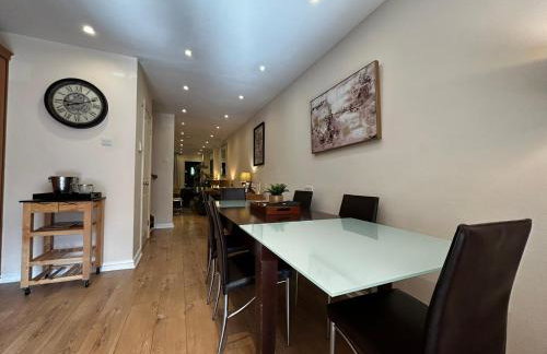 Notting Hill Townhouse 3BR all with ensuite bathrooms & garden and roof terrace - Foto 18