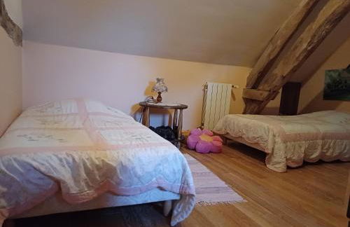 Gîte : La Cochetière : ancienne ferme 18éme - Foto 36