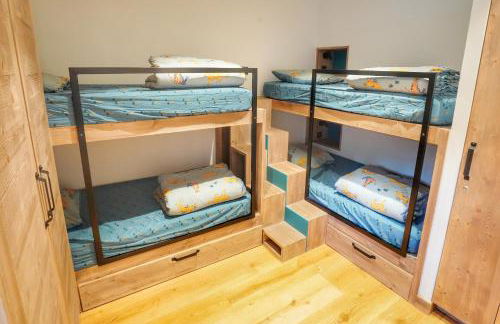 Chalet cosy avec vue exceptionnelle et proche des pistes - Foto 24