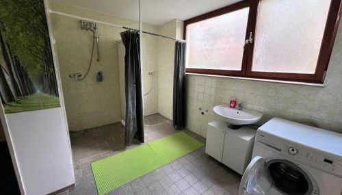 Monteurzimmer 3 Pers, Würzburg, Gerbrunn, Gemeinschaft Küche, Dusche, WC - Foto 5