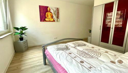 Goldstadt Schlössle Suite 2-Zimmer Design Apartament Zentrum Pforzheim - Foto 2, wardrobe