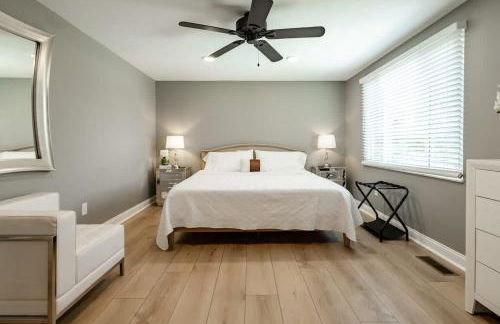 Amazing Pool & Walk to the Park - Foto 19