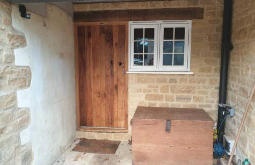 Traditional coach house in rural private estate. - Foto 3