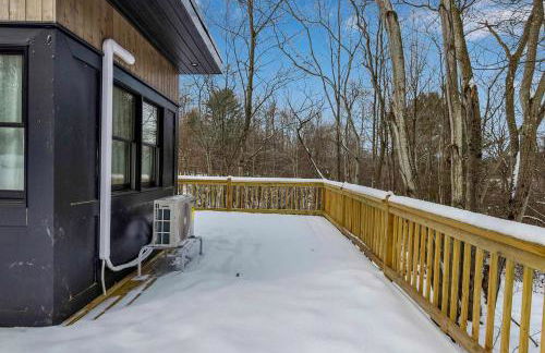 Modern Tiny Home Wraparound Deck - Foto 42