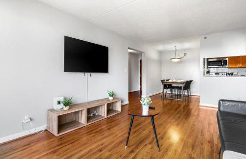 Prime Location for Business Stay - Photo 19