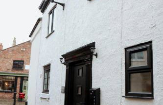 Britannia Lodge - Photo 1