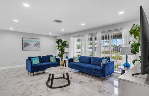 Private Vacation Home Near Beach Newly Renovated - Foto 6