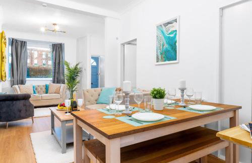 Spacious 3 Bed House - Garden - Netflix - Free Street Parking - Harborne 122G - Foto 3