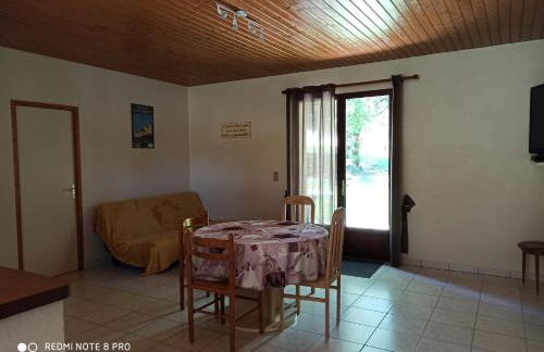 Gîte Coquelicot cadre idyllique au calme - Foto 13