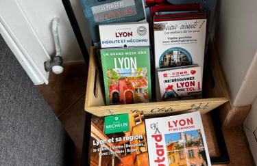 Gîte urbain au calme en rez de jardin proche Groupama stadium salle Arena EUREXPO Lyon - Foto 8