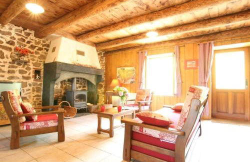 Charmante Maison de Ferme avec Cour Fermée, Proche Loisirs et Nature - FR-1-582-191 - Foto 8