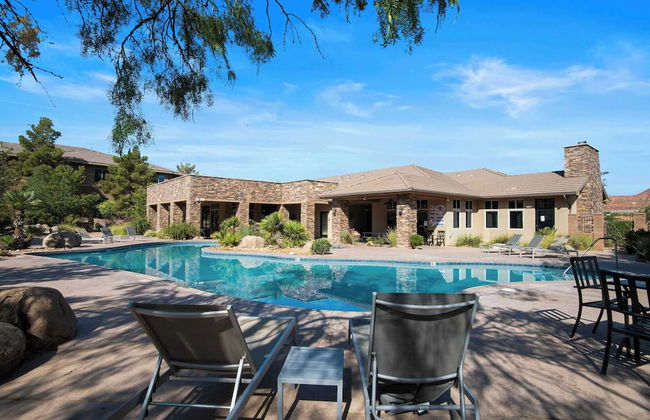 Coral Springs Getaway - Outdoor and Indoor Heated Pool - Close to Zion National Park - Photo 14