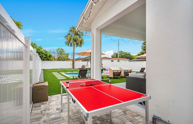 Luxury Home w Heated Pool, Gym, Playground & More! - Foto 68