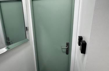 11aComberton - Photo 15