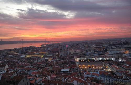Stunning and Spacious Lofts just by Graça and Alfama - Foto 23
