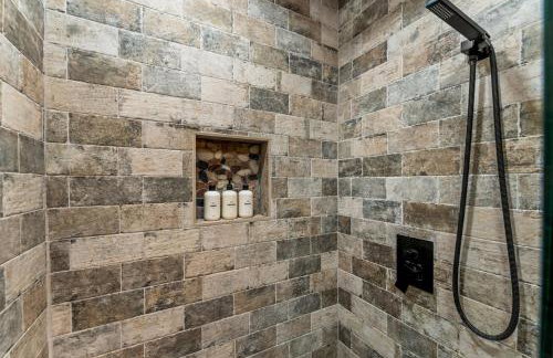 Luxury Mountain Views, hot tub, peaceful retreat - Foto 41