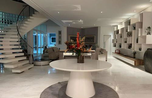 Mansão Cinematográfica em Condomínio- Granja Viana - Foto 44