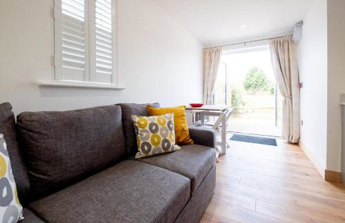 Oak - Three Tuns Apartments, Pettistree, Wickham Market - by Aldeburgh Coastal Cottages - Foto 7