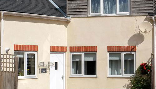 Carpenters Cottage - Photo 1