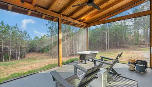 The Cottage at Woodpecker Ridge - Morganton GA Retreat for Two - Foto 3