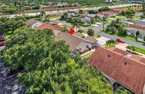 Family-Friendly Boca Gem! 4BR 3BA with Pool & Sauna - Foto 52
