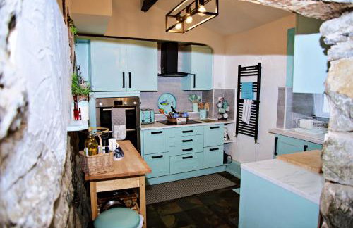 Porthyraur castle view, beach, parking,EV point Pet friendly - Foto 7