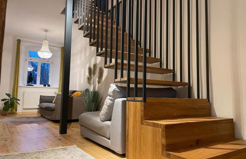 VOH Exklusives Wohnhaus MITTEN in Vohenstrauß, bis 8 Personen!!! - Foto 2